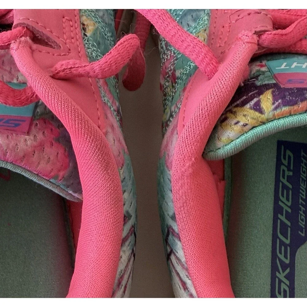 Skechers Womens Sneakers Spring Essential Tropical Floral Pink Multicolor 6.5